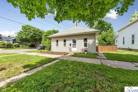 702 N Broad Street Mankato MN 56001