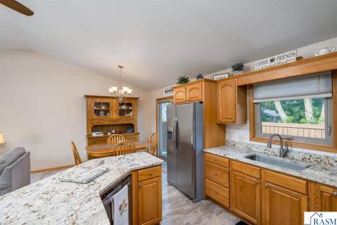 104 Peaceful Place Mankato MN 56001