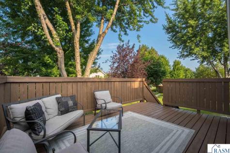 104 Peaceful Place Mankato MN 56001