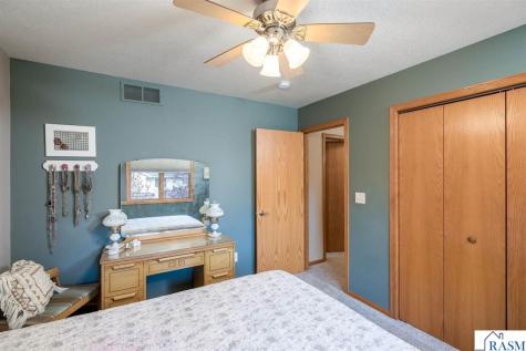 104 Peaceful Place Mankato MN 56001