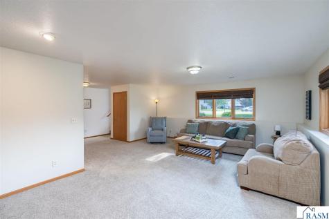 104 Peaceful Place Mankato MN 56001