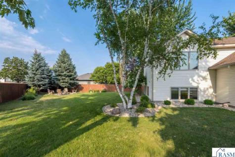 104 Peaceful Place Mankato MN 56001