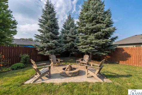 104 Peaceful Place Mankato MN 56001