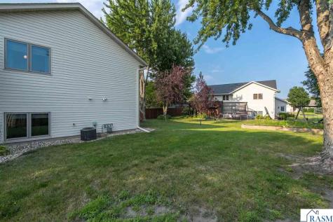 104 Peaceful Place Mankato MN 56001