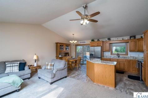 104 Peaceful Place Mankato MN 56001
