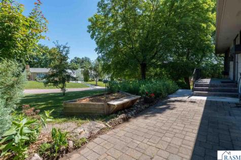 626 Austin Drive St. Peter MN 56082