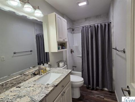 2300 Aspen Lane North Mankato MN 56003