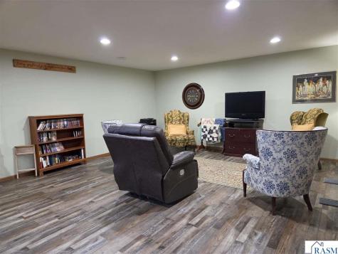 2300 Aspen Lane North Mankato MN 56003