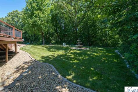2125 E Dream Drive North Mankato MN 56003