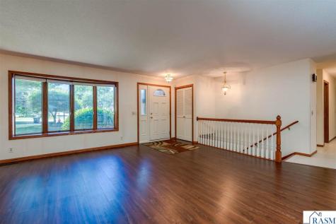 2125 E Dream Drive North Mankato MN 56003