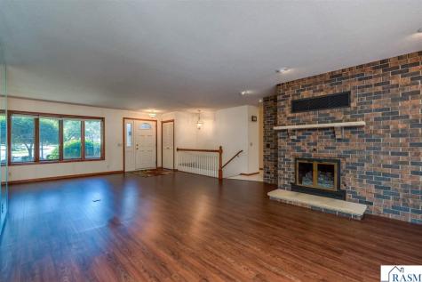 2125 E Dream Drive North Mankato MN 56003