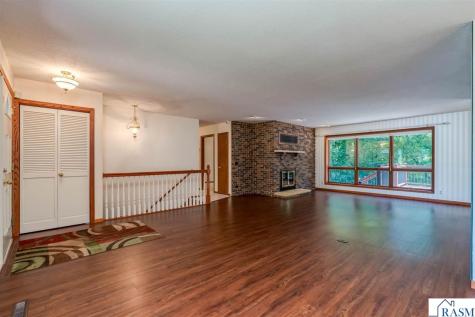 2125 E Dream Drive North Mankato MN 56003