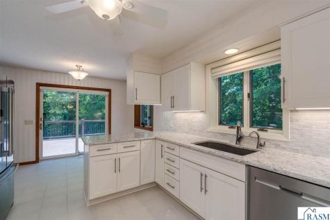 2125 E Dream Drive North Mankato MN 56003