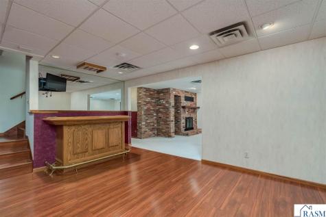 2125 E Dream Drive North Mankato MN 56003