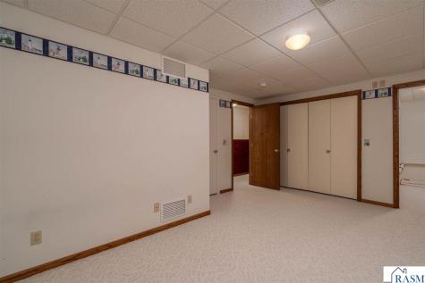 2125 E Dream Drive North Mankato MN 56003