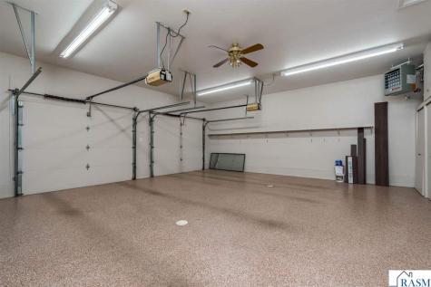 2125 E Dream Drive North Mankato MN 56003