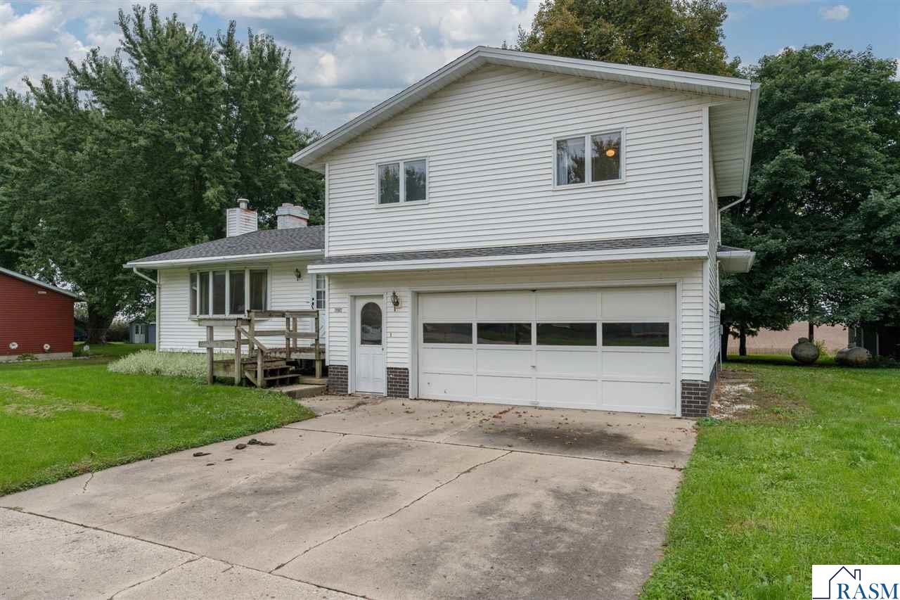 31582 169th Street Huntley MN 56047