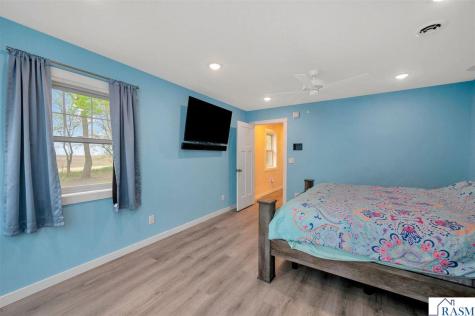 5134 340th Avenue Blue Earth MN 56013