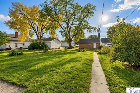 611 N Washington Street New Ulm MN 56073