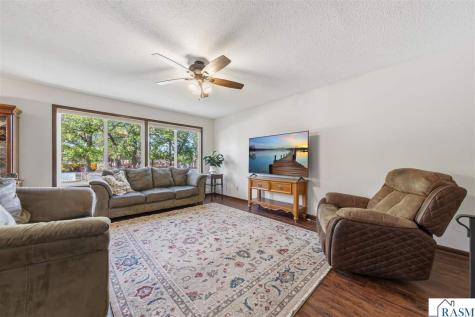 1813 Marie Lane North Mankato MN 56003
