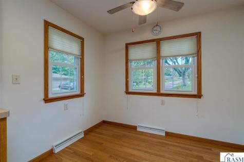 214 Clover Lane Mankato MN 56001