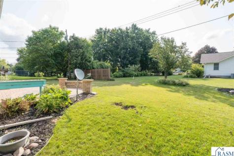 214 Clover Lane Mankato MN 56001