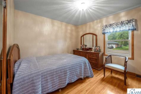 611 S Rice Street Blue Earth MN 56013