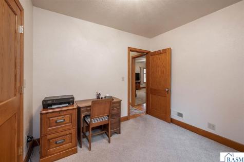 611 S Rice Street Blue Earth MN 56013