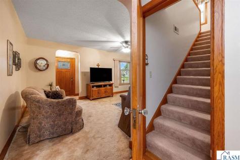 611 S Rice Street Blue Earth MN 56013
