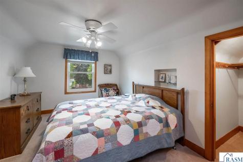 611 S Rice Street Blue Earth MN 56013