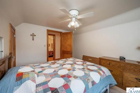 611 S Rice Street Blue Earth MN 56013