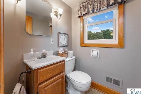 611 S Rice Street Blue Earth MN 56013
