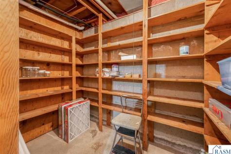 611 S Rice Street Blue Earth MN 56013