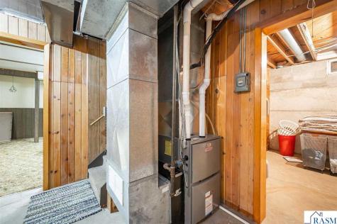 611 S Rice Street Blue Earth MN 56013