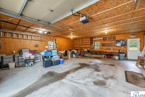 611 S Rice Street Blue Earth MN 56013
