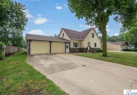611 S Rice Street Blue Earth MN 56013