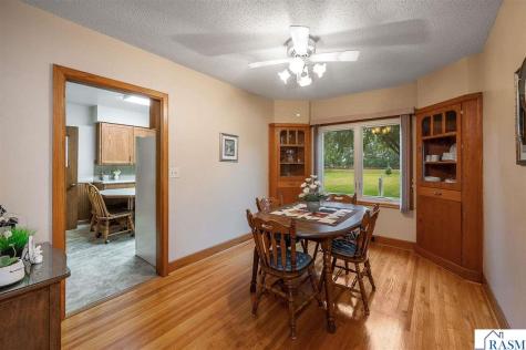 611 S Rice Street Blue Earth MN 56013