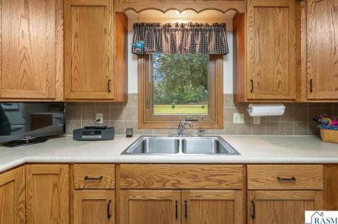 611 S Rice Street Blue Earth MN 56013