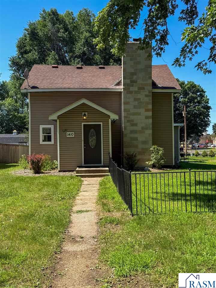 1410 Hazel Street Le Sueur MN 56058