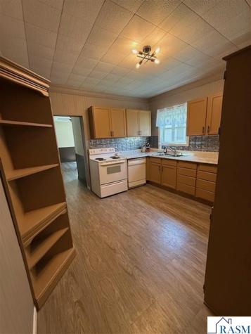 1410 Hazel Street Le Sueur MN 56058