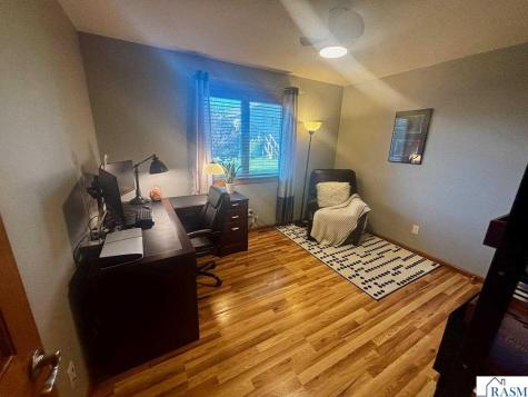 1924 Rock Ridge Lane St. Peter MN 56082