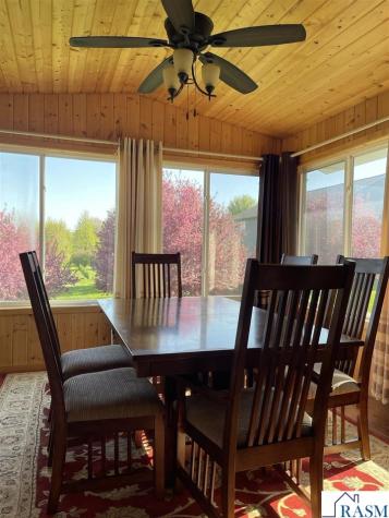 1924 Rock Ridge Lane St. Peter MN 56082