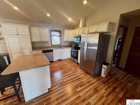 1924 Rock Ridge Lane St. Peter MN 56082