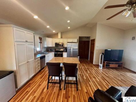 1924 Rock Ridge Lane St. Peter MN 56082