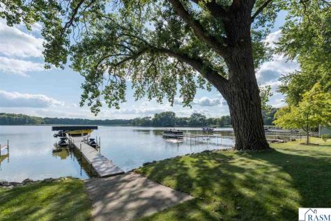 7014 Laura Lane St. Peter MN 56082