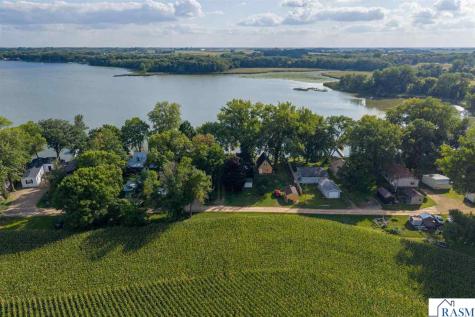 7014 Laura Lane St. Peter MN 56082