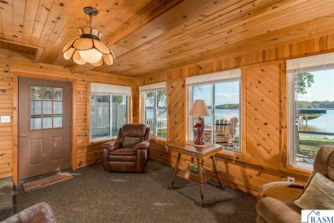 7014 Laura Lane St. Peter MN 56082