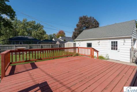 124 Thayer Avenue Mankato MN 56001