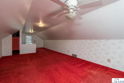124 Thayer Avenue Mankato MN 56001
