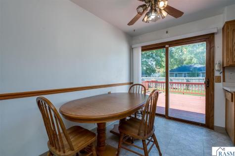 124 Thayer Avenue Mankato MN 56001